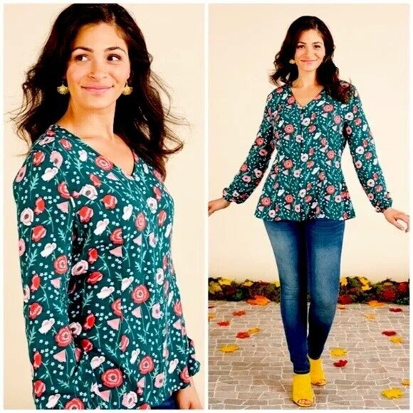 Matilda Jane Women's Yesteryear Tunic Green Multi Color Floral Top Size Medium - Picture 1 of 16